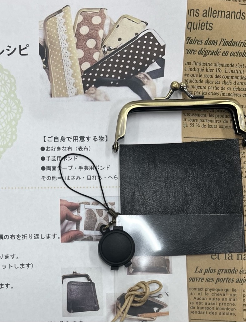 ストラップ朱肉付き【がま口印鑑ケース★キット★　作り方のレシピ付き　】お好きな布で作る印鑑ケース！